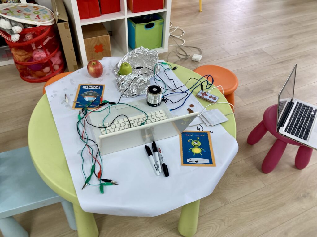 Photo – Interactive fruit music workshop – 2567